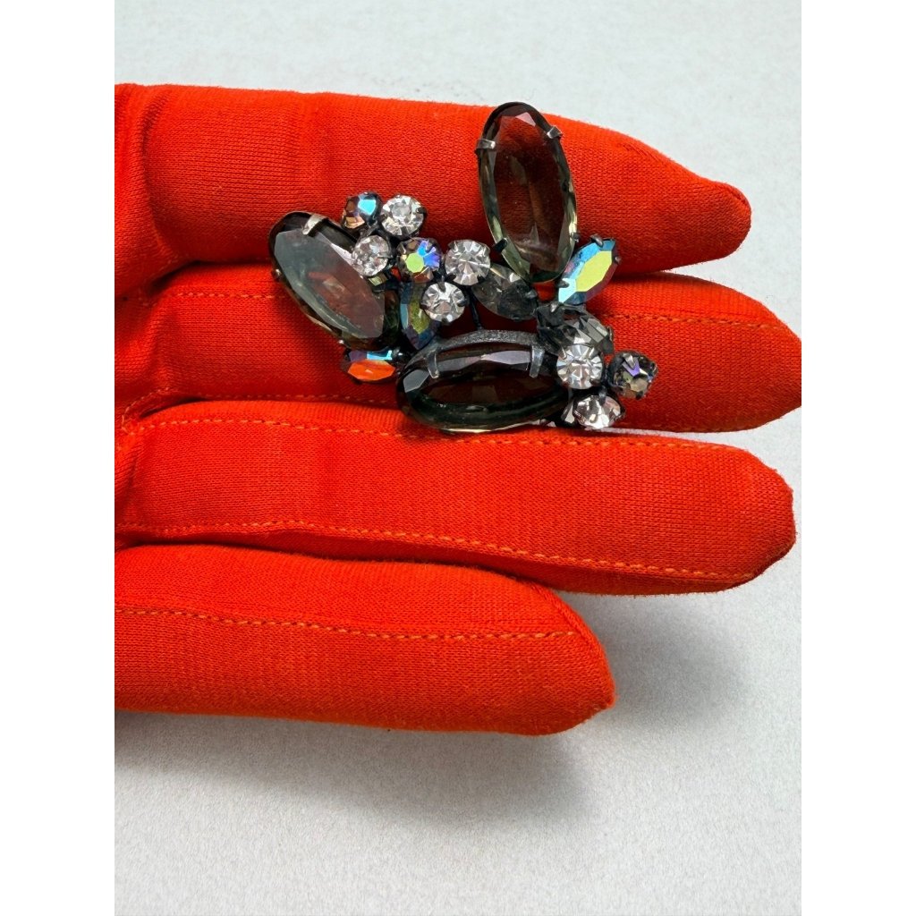 Regency Silver Tone Smoky Clear Prong Set Rhinestone Cluster Pin Signed